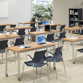 Mesa con ruedas haken