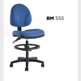 Silla alta BM 555
